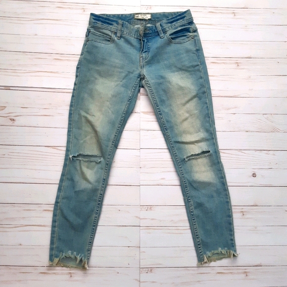 FREE PEOPLE Ripped Crop Skinny Denim Jeans - Picture 3 of 8